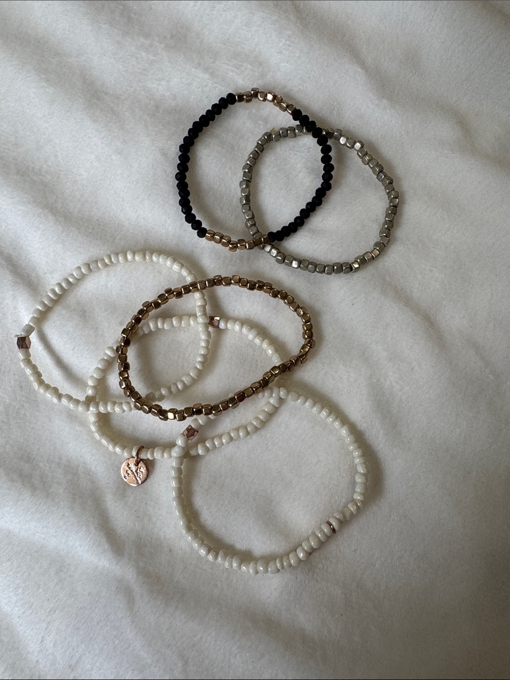 Adornable.U Beaded Stretch Bracelet Set - White, Gold, Black, Silver